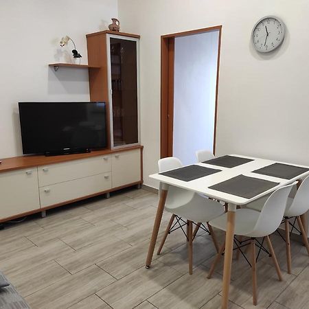 איזולה Apartment Lana מראה חיצוני תמונה