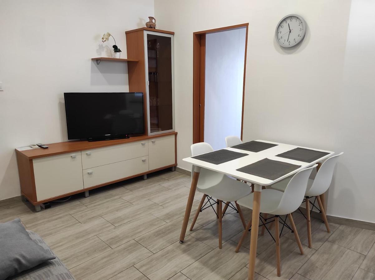 איזולה Apartment Lana מראה חיצוני תמונה